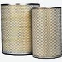 Picture of a Fleetguard brand air filter.